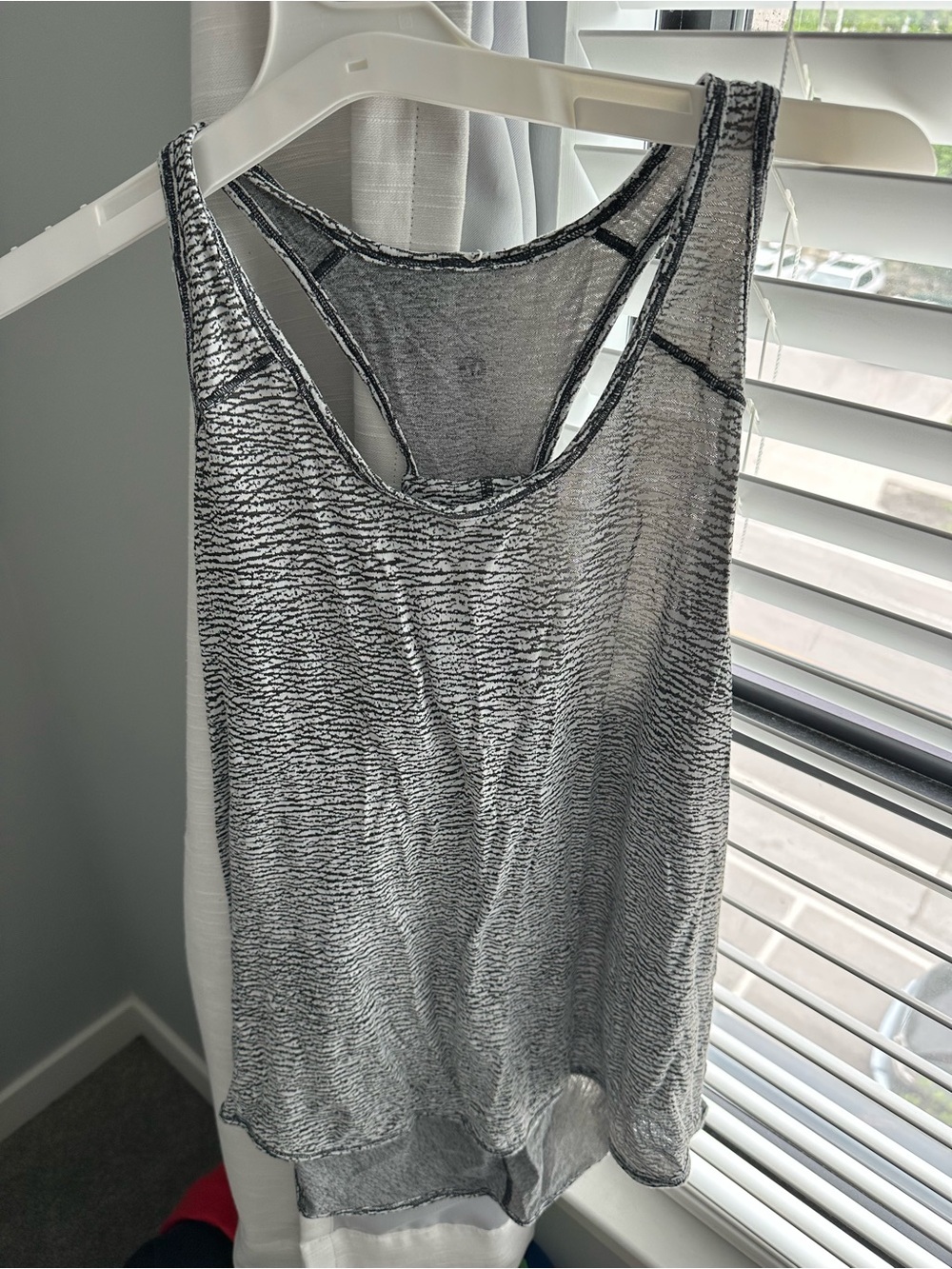 Lululemon tank top